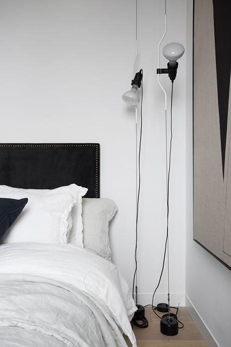 SPOTTED: The Parentesi Lamp in the bedroom The Parentesi Lamp used as a bedside lighting in the bedroom | Residence Magazine