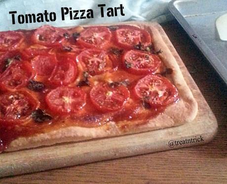 Tomato Pizza Tart Recipe @ treatntrick.blogspot.com