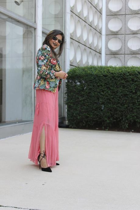 confidence is sexy, crop top, slit pants, pink wide leg trouser, fashion , street style, bold black lips, myriad musings