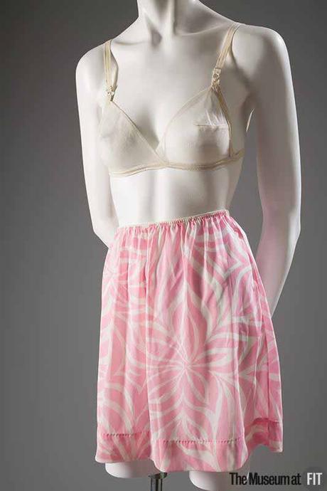 1965---wireless-bra-and-half-slip 1965---wireless-bra-and-half-slip