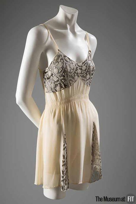 1943-short-slip-and-panties 1943-short-slip-and-panties