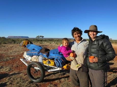 Austrialian Family Trekking 1800 KM Across the Outback Together Austrialian Family Trekking 1800 KM Across the Outback Together