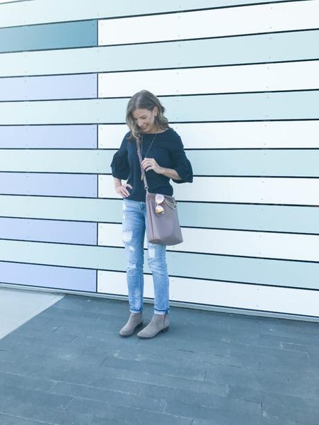 3 Tips for Wearing This Fall’s Hottest Trend-The Bell Sleeve 3 Tips for Wearing This Fall’s Hottest Trend-The Bell Sleeve