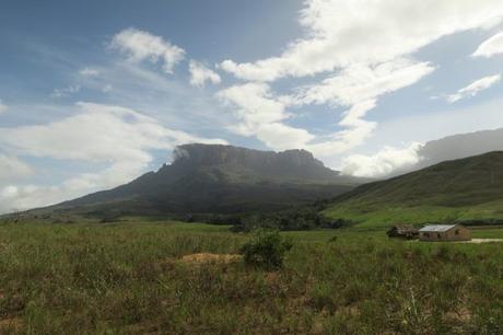 Trekking “Up” Mount Roraima in Venezuela Trekking “Up” Mount Roraima in Venezuela