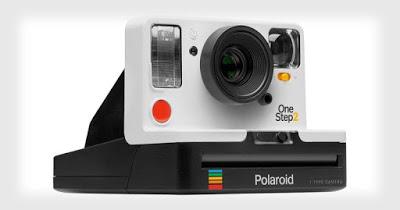Picture Mixture Thursday: Polaroid is back, New feature called Crypti-tweet, Prototype movie, more