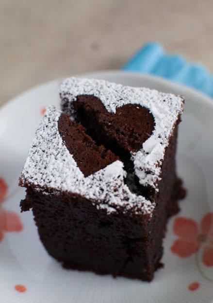 MOUTH WATERING BAILEYS CHOCOLATE CAKE