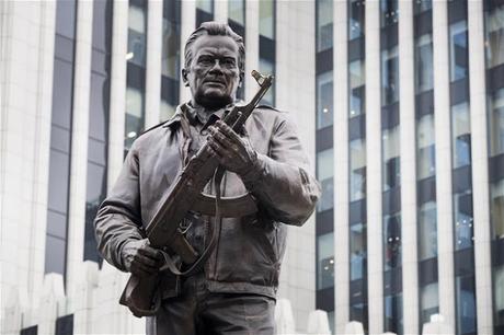 statue of  Mikhail Timofeyevich Kalashnikov  had to be tampered  ... for it shows !!!!