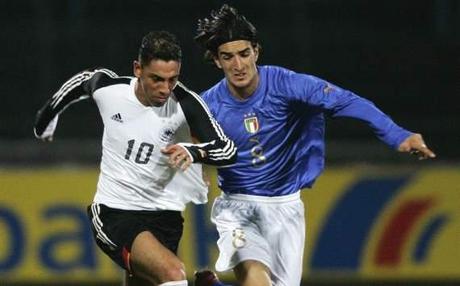 Piermario Morosini against Ashkan Dejagah (Italy-Germany Under 21) - Getty Images