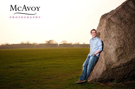 A Heaton Park engagement shoot – love amongst the daffodils A Heaton Park engagement shoot – love amongst the daffodils
