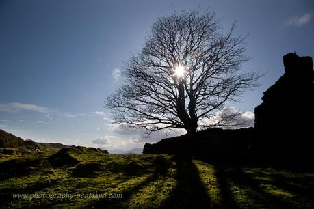 Landscape photo - silhouette of an abandoned croft at Sailaen, Lismore