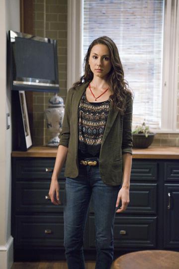 Get Outfit Ideas from Pretty Little Liars