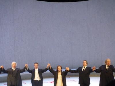 Della traviata sorridi al desio Della traviata sorridi al desio