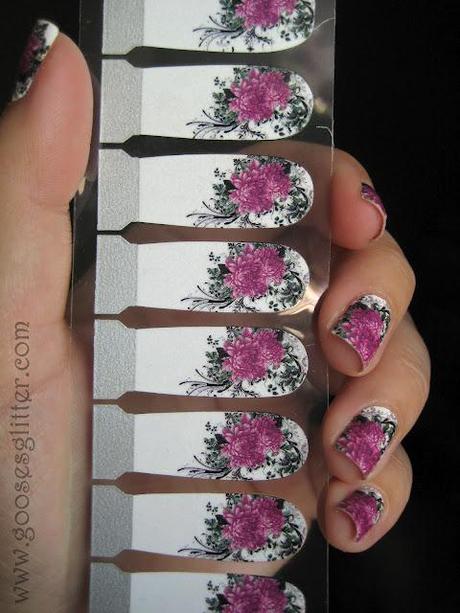 KKCenterHK Nail Strips: Swatches and Review KKCenterHK Nail Strips: Swatches and Review