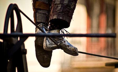 How To Become An Expert Tightrope Walker