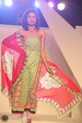 Vaneeza Ahmed V Lawn Summer Prints Complete Collection 2012