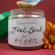 10 Mother's Day DIY Gifts 10 Mother's Day DIY Gifts