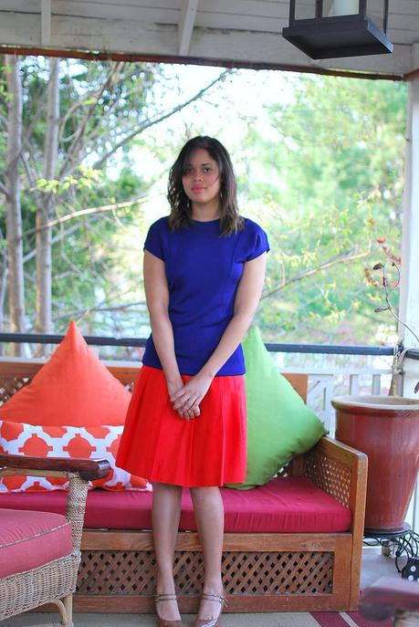colorblocking red blue outfit