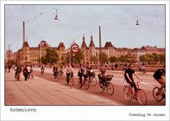 copenhagen-bridge-bicycles