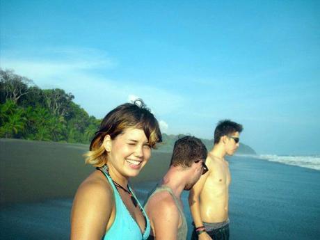 225464_159805937415937_100001595962543_373583_7330701_n How we do it in Costa Rica