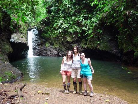 216886_155398307856700_100001595962543_345808_6861757_n How we do it in Costa Rica