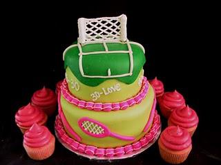 A Tennis Cake With Pink Cupcakes - Yum!