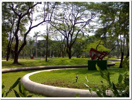 Ayala-Triange-Gardens Ayala-Triange-Gardens