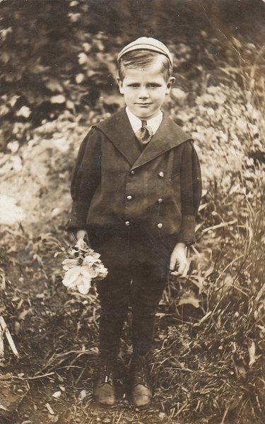 img_0229_1305503157 my collection of vintage picture