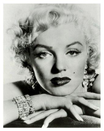 marilyn monroe hair style 06 Beauty Icon: Marilyn Monroe Would Have Been 85 Today