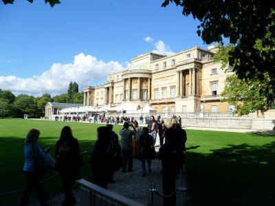 In and out of Buckingham Palace In and out of Buckingham Palace