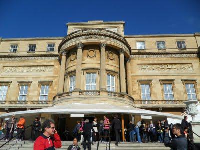 In and out of Buckingham Palace In and out of Buckingham Palace