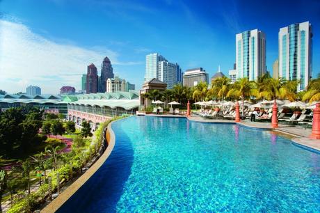 Swimming pool, Mandarin Oriental Honeymoon destination guide: Malaysia