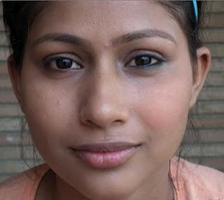 Review:: Swatch:: Oriflame Beauty Perfect Blush in Glowing Peach Review:: Swatch:: Oriflame Beauty Perfect Blush in Glowing Peach
