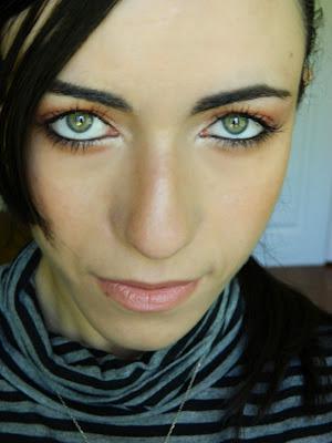 Wearable Red Eyeshadow Wearable Red Eyeshadow