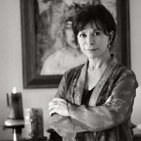 An Interview with Isabel Allende by Lucy Hannau