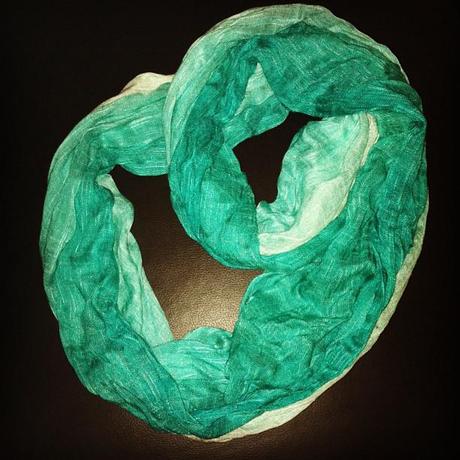 How to make an infinity scarf repurpose your fashion trend the laws of fashion mn stylist