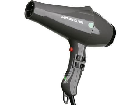 6 Things You Should Know About Purchasing a Hair Dryer for Your Natural Kinks and Coils