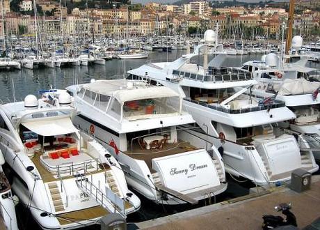 Yachts in Cannes