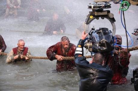 les-miserables-hugh-jackman-movie-image-set-photo-2-610x406 New Photos from ‘Les Miserables’