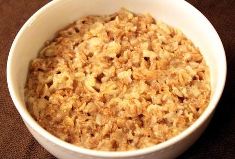 Indian Spiced Oatmeal (or a healthy version of Kheer)
