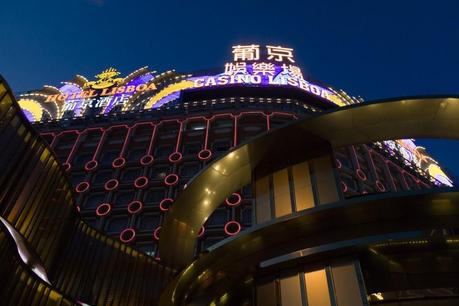 One day in Macau, 'Las Vegas' of China, 2008 Ch_macau_night_img_7675-800x533