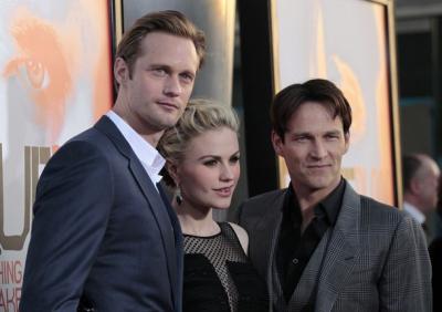The True Blood cast chats about Season 5 on Extra TV
