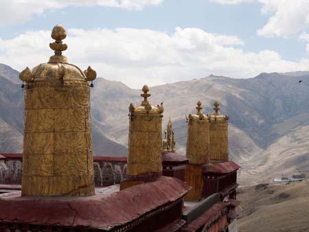 Golden ornaments on the monastery roofs