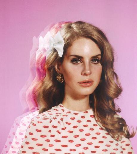 VIDEO : Lana Del Rey - Body Electric