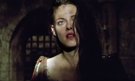 Snow-White-and-the-Huntsman-B Review: Snow White and The Huntsman