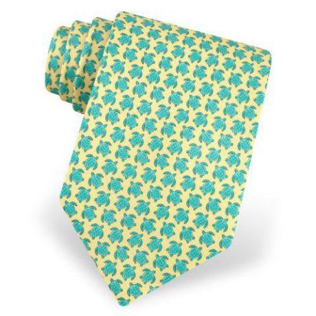 Silk sea turtles tie is the perfect gift for dad