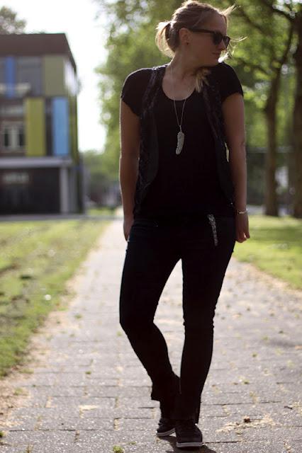 Outfit: Back to Black