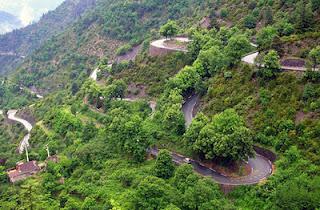Dangerous Driving Roads on Earth Dangerous Driving Roads on Earth