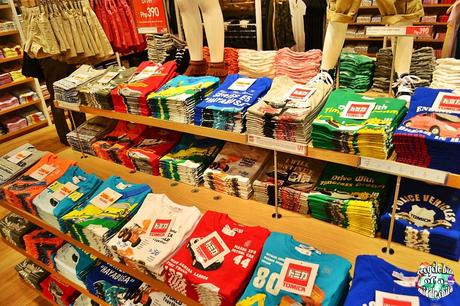 Uniqlo Philippines at the SM Mall of Asia: The Experience