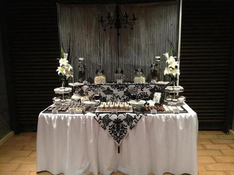 Black and White Elegant Table for 18th Birthday