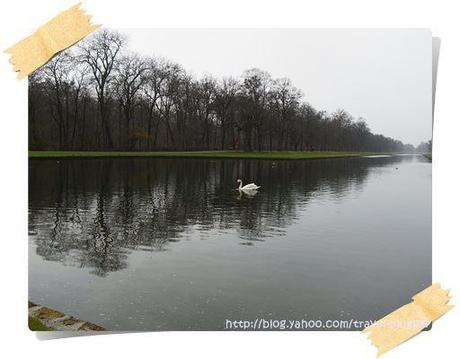 Schloss Nymphenburg - the Park (pictures heavily)